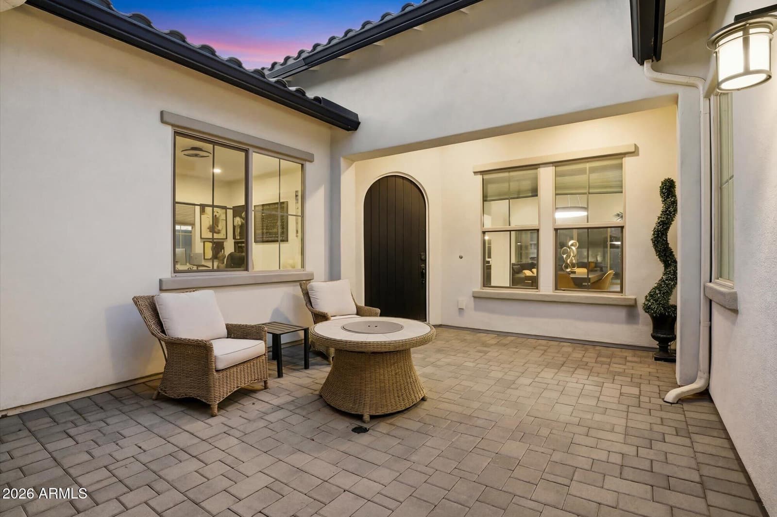 2080 E AQUARIUS Place, Chandler, AZ 85249 — photo 4 of 40
