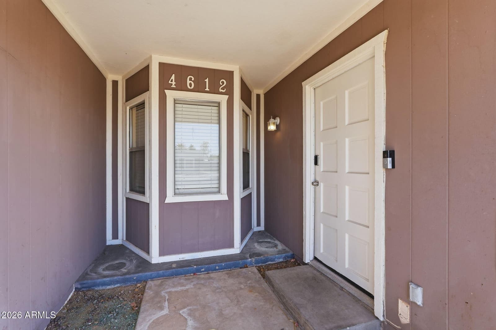 4612 W SAGUARO Drive, Glendale, AZ 85304 — photo 4 of 43