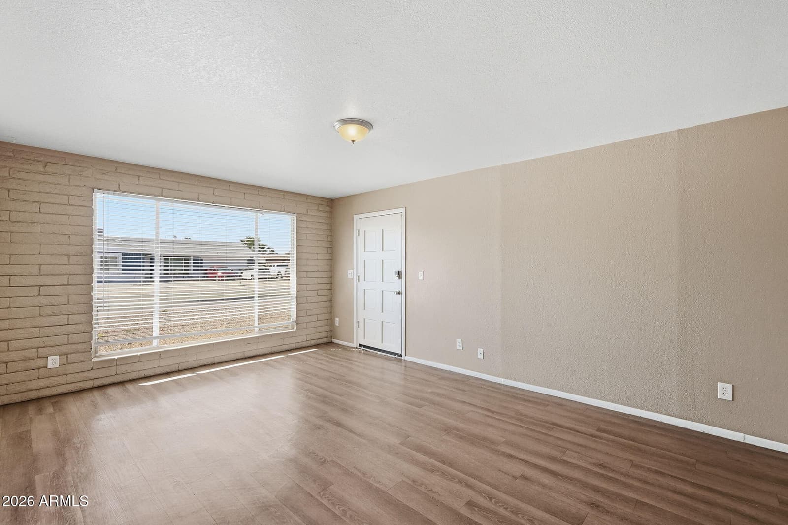 4612 W SAGUARO Drive, Glendale, AZ 85304 — photo 11 of 43