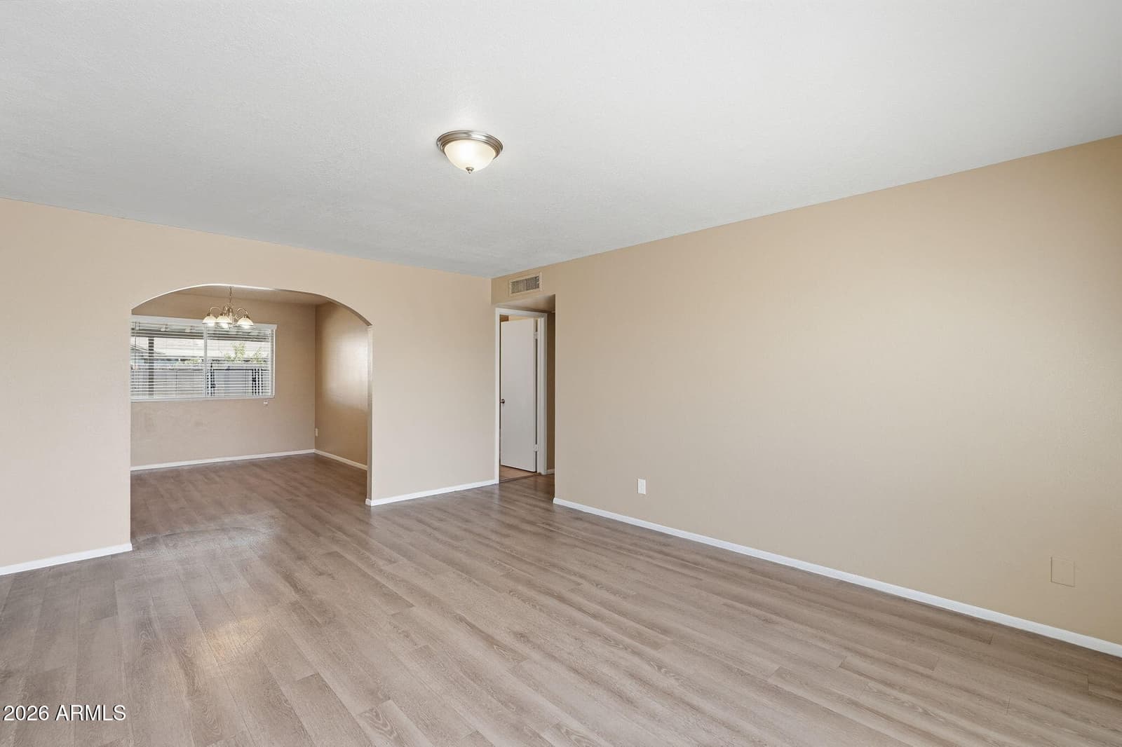 4612 W SAGUARO Drive, Glendale, AZ 85304 — photo 14 of 43
