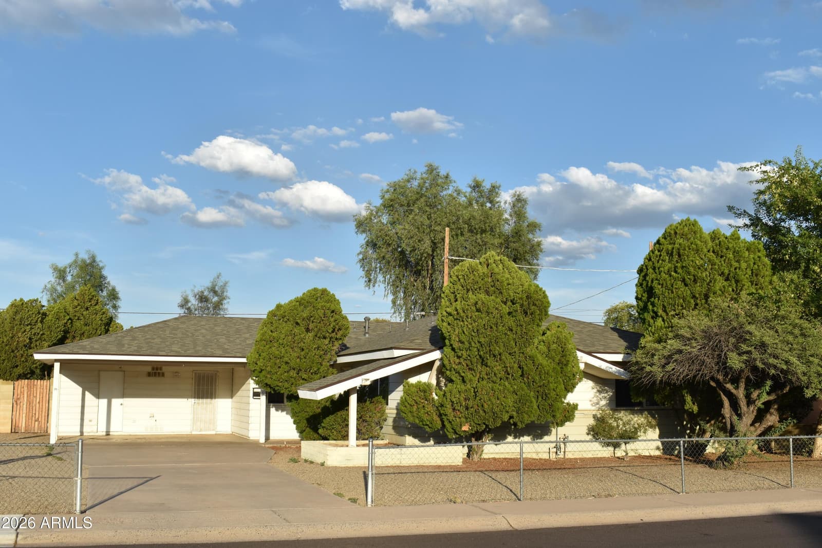 2613 N 74TH Place, Scottsdale, AZ 85257 — photo 1 of 31
