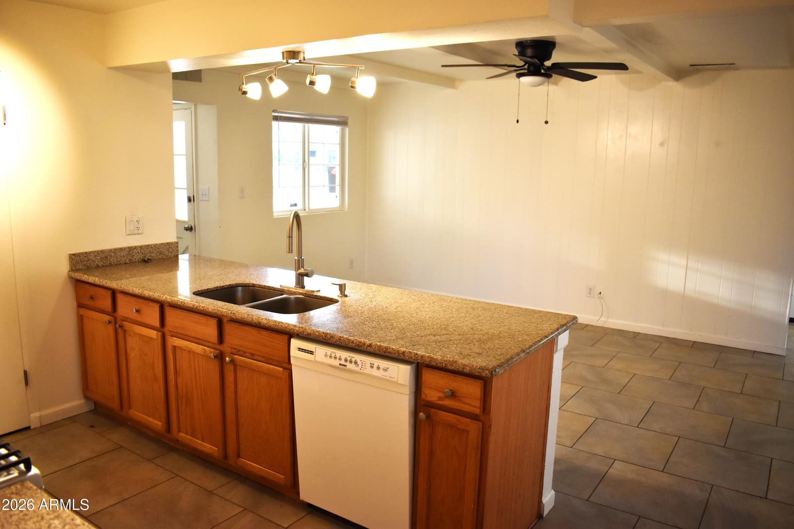 2613 N 74TH Place, Scottsdale, AZ 85257 — photo 8 of 31