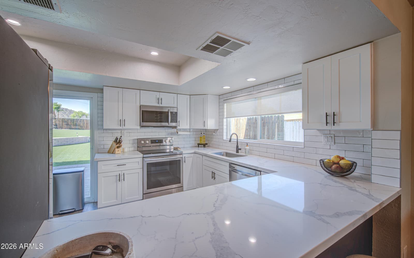 1214 E DESERT COVE Avenue, Phoenix, AZ 85020 — photo 26 of 59