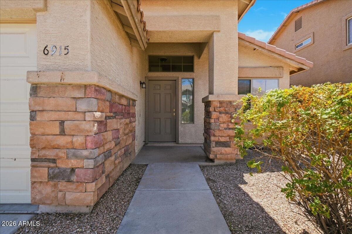 6915 S 50TH Drive, Laveen, AZ 85339 — photo 5 of 35