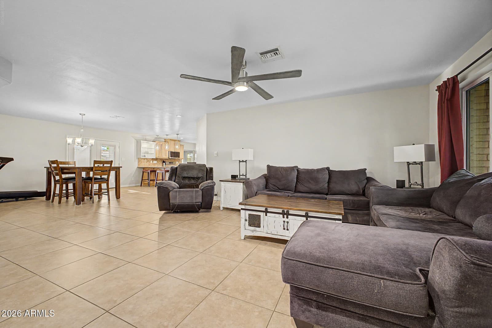 16310 N 36TH Drive, Phoenix, AZ 85053 — photo 9 of 39
