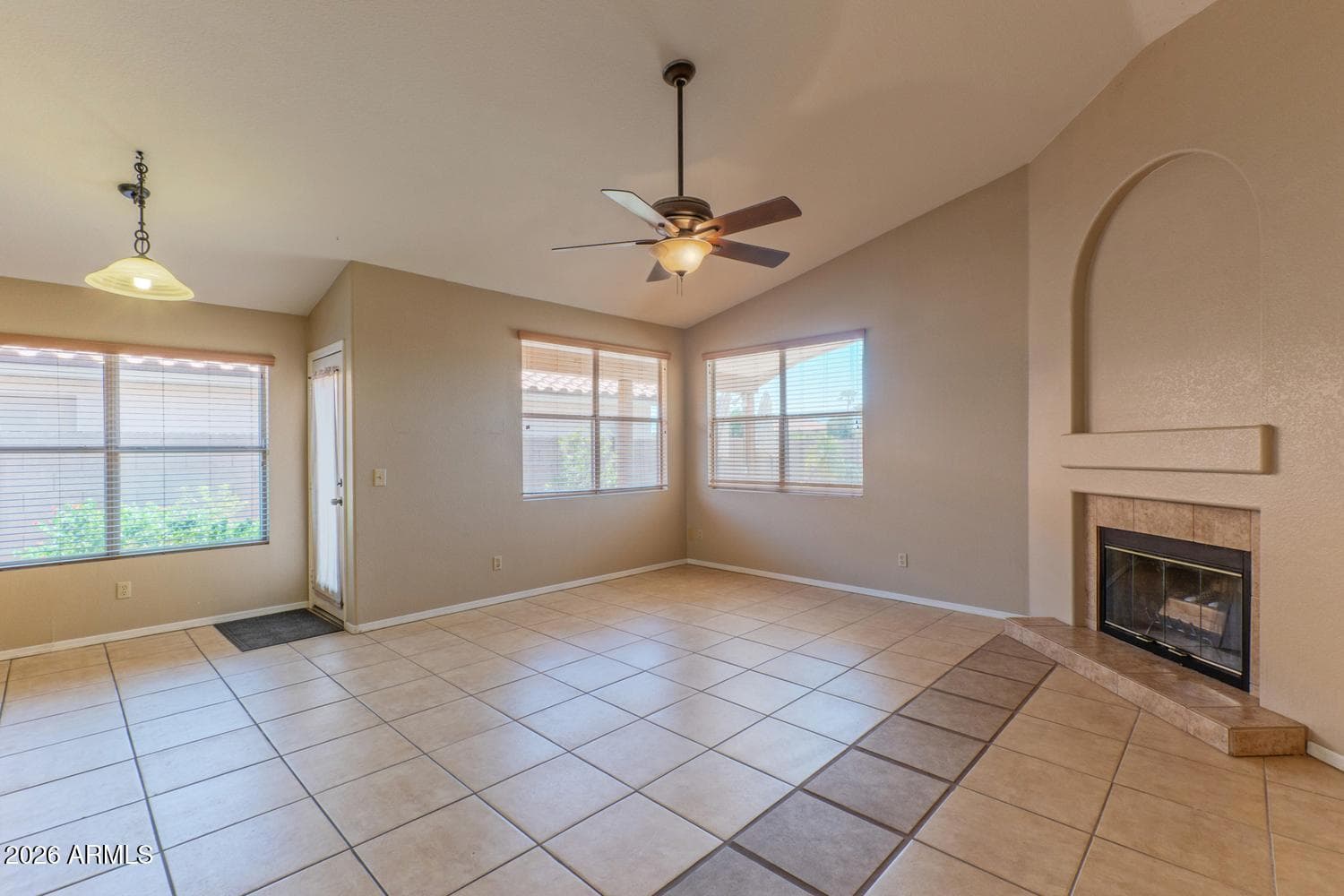 7573 W KERRY Lane, Glendale, AZ 85308 — photo 4 of 22