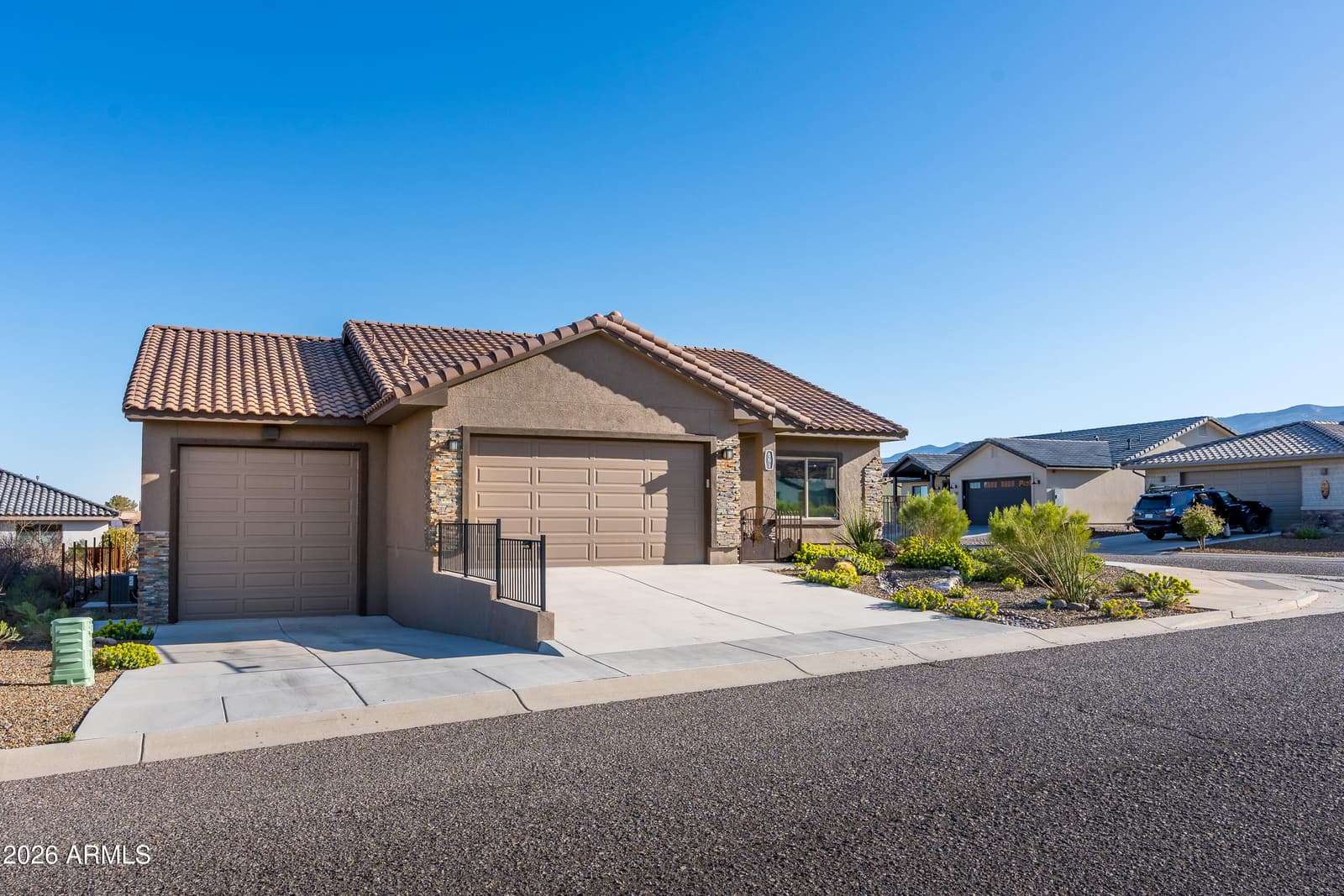 661 SHADOW CANYON Drive, Clarkdale, AZ 86324 — photo 1 of 122