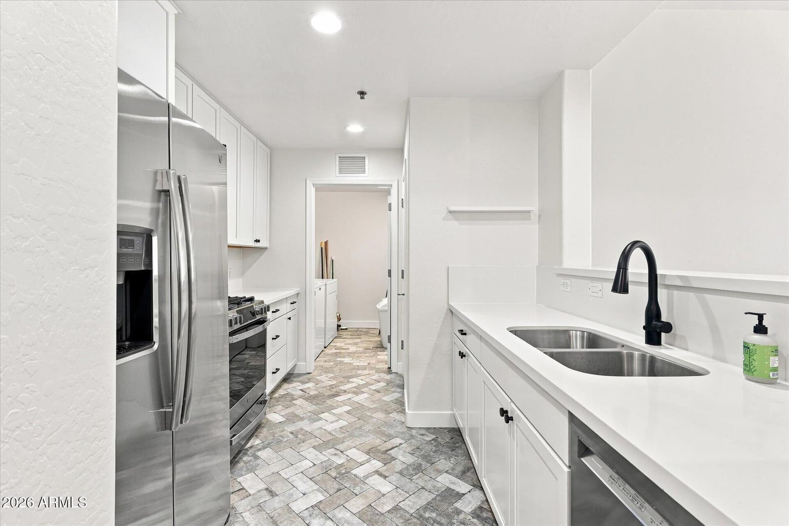 16 W ENCANTO Boulevard 415, Phoenix, AZ 85003 — photo 23 of 58