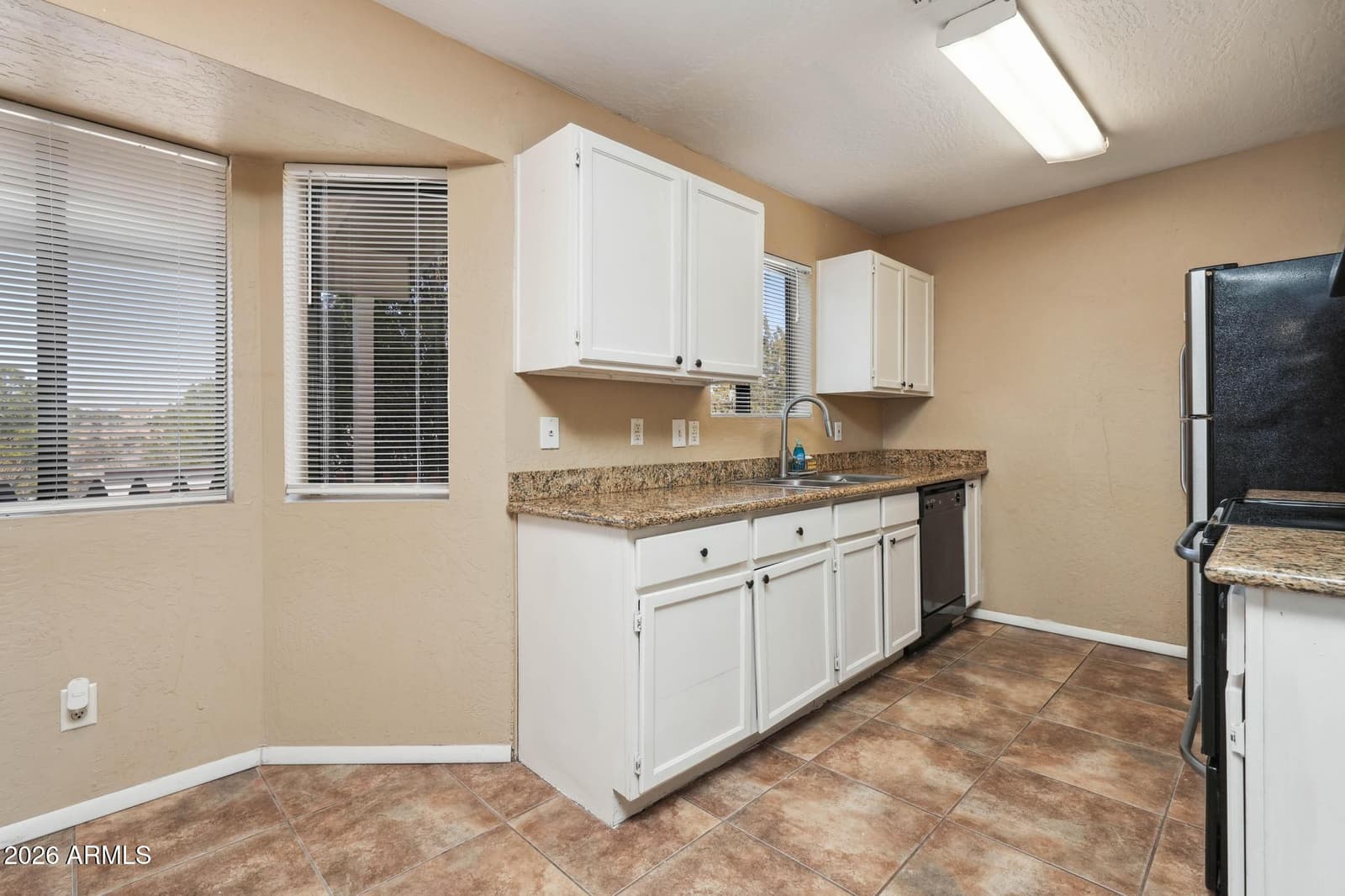 4253 E MISSION Lane, Cottonwood, AZ 86326 — photo 8 of 25