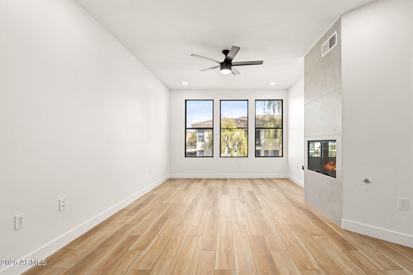 6900 E PRINCESS Drive 2117, Phoenix, AZ 85054 — photo 11 of 53