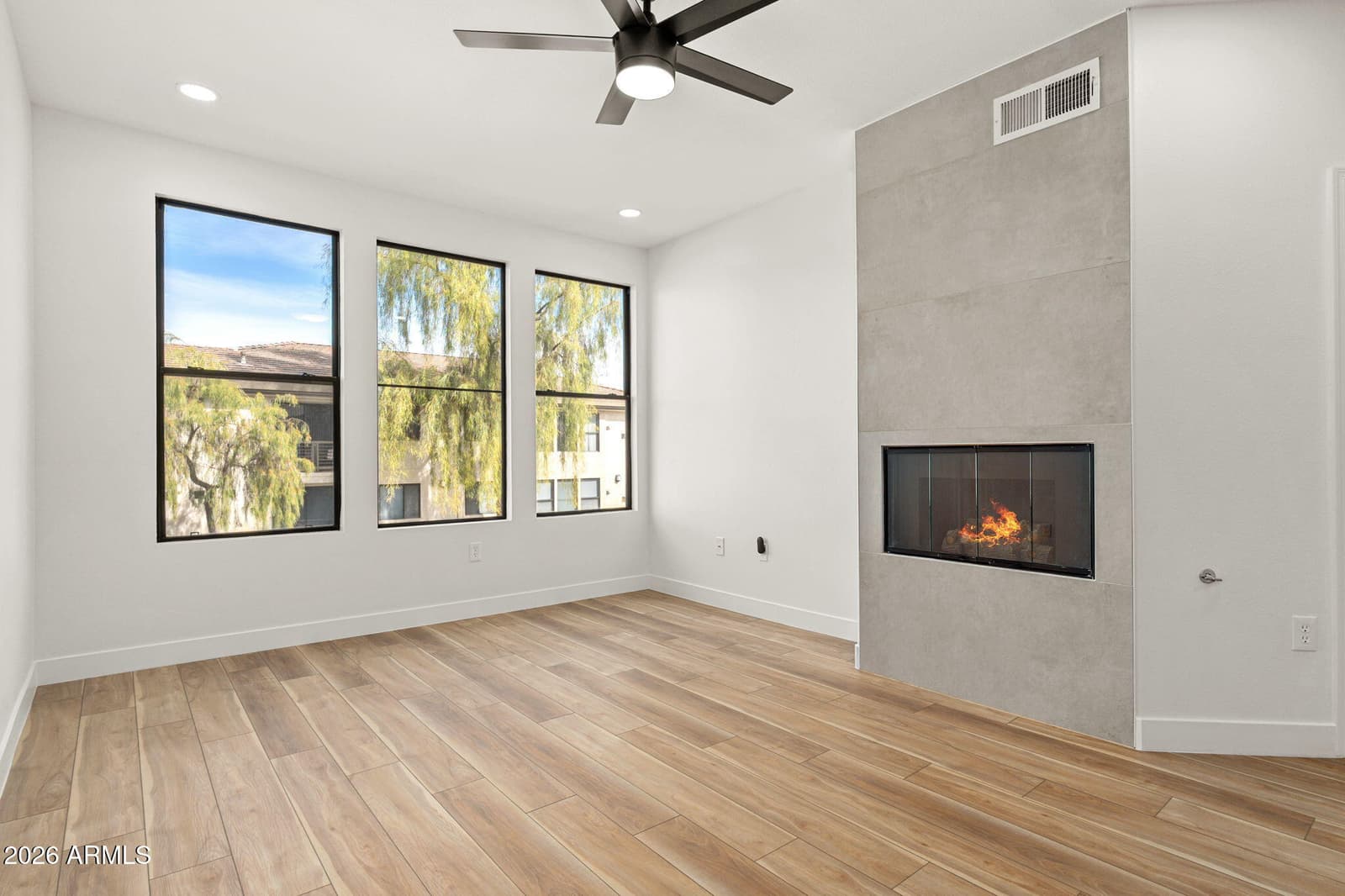 6900 E PRINCESS Drive 2117, Phoenix, AZ 85054 — photo 12 of 53