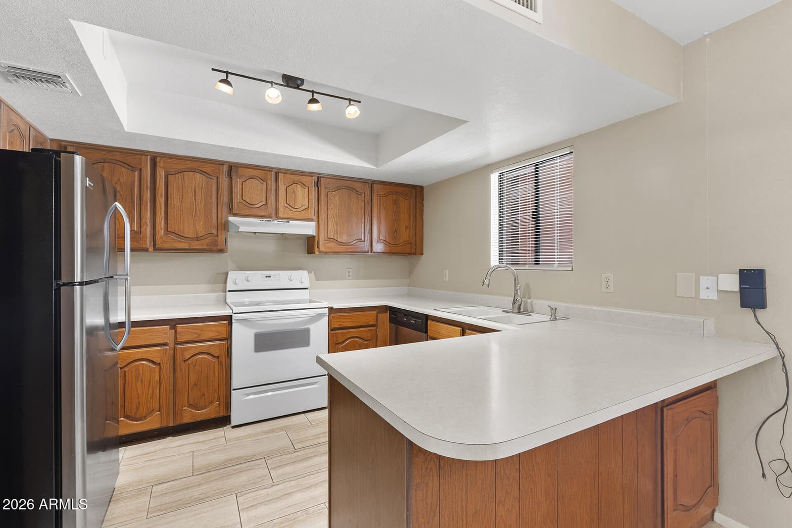 12212 N PARADISE VILLAGE Parkway S 206, Phoenix, AZ 85032 — photo 4 of 47