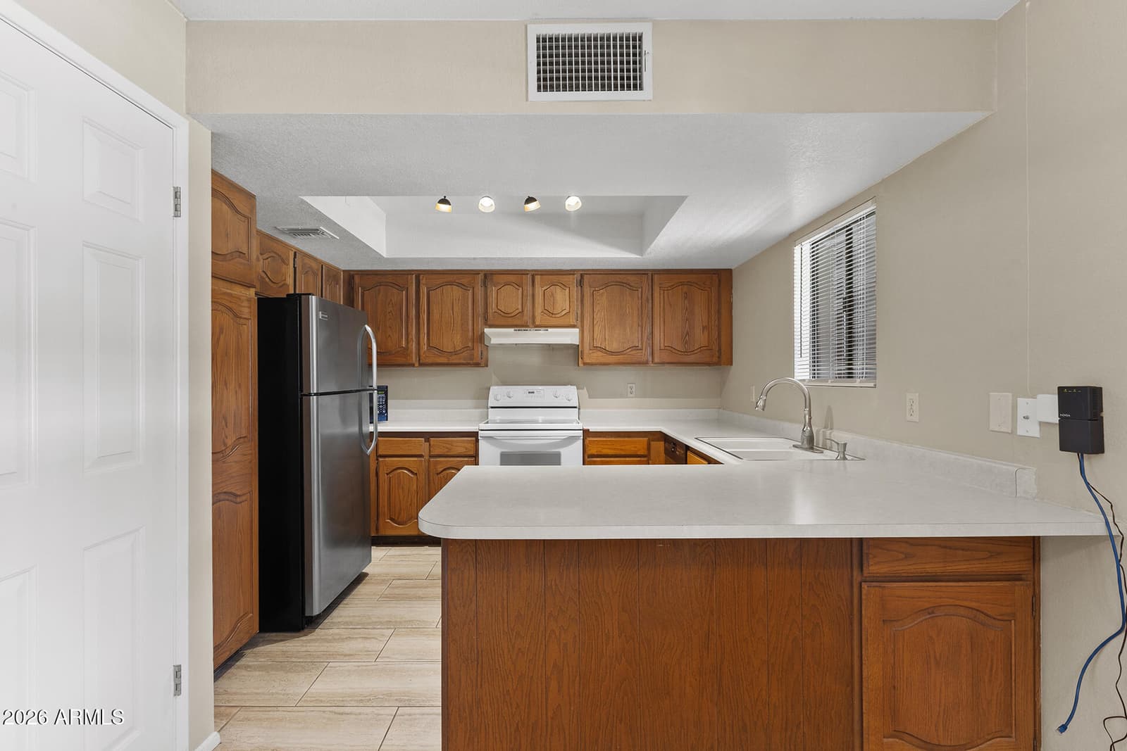 12212 N PARADISE VILLAGE Parkway S 206, Phoenix, AZ 85032 — photo 5 of 47