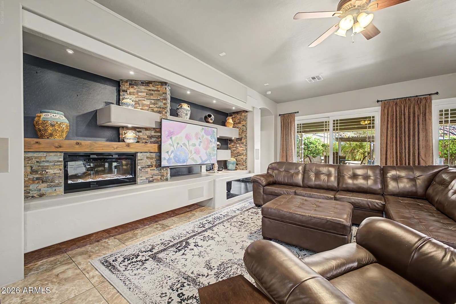 521 E MINERAL Road, Phoenix, AZ 85042 — photo 11 of 47