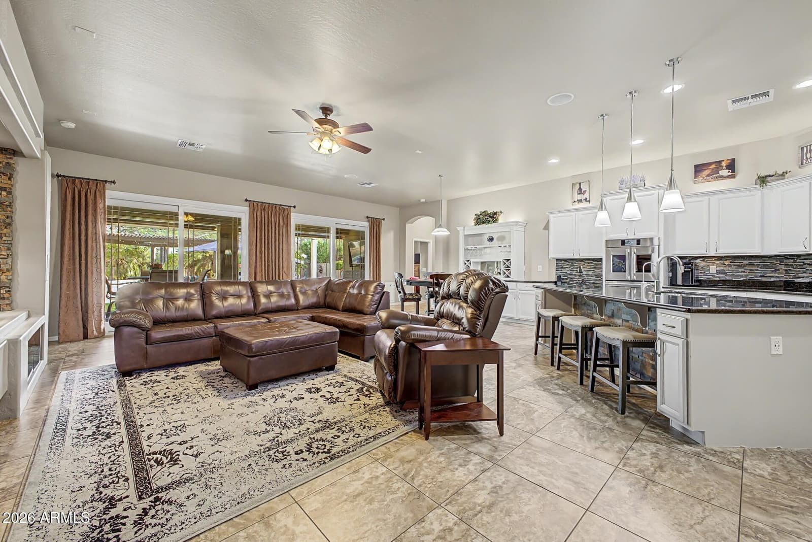 521 E MINERAL Road, Phoenix, AZ 85042 — photo 12 of 47