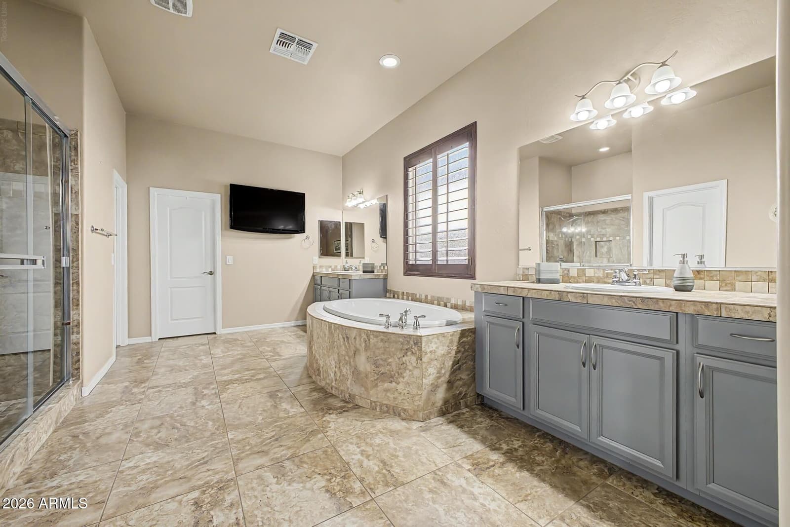 521 E MINERAL Road, Phoenix, AZ 85042 — photo 21 of 47