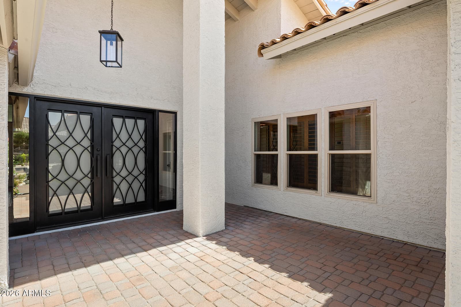 9886 E CINNABAR Avenue, Scottsdale, AZ 85258 — photo 3 of 49