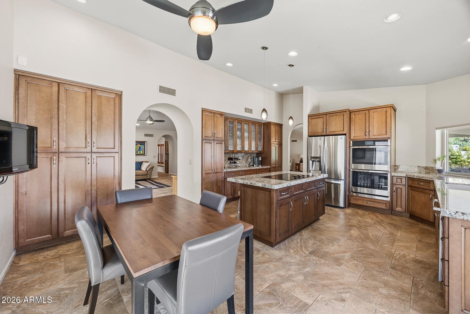 9886 E CINNABAR Avenue, Scottsdale, AZ 85258 — photo 16 of 49