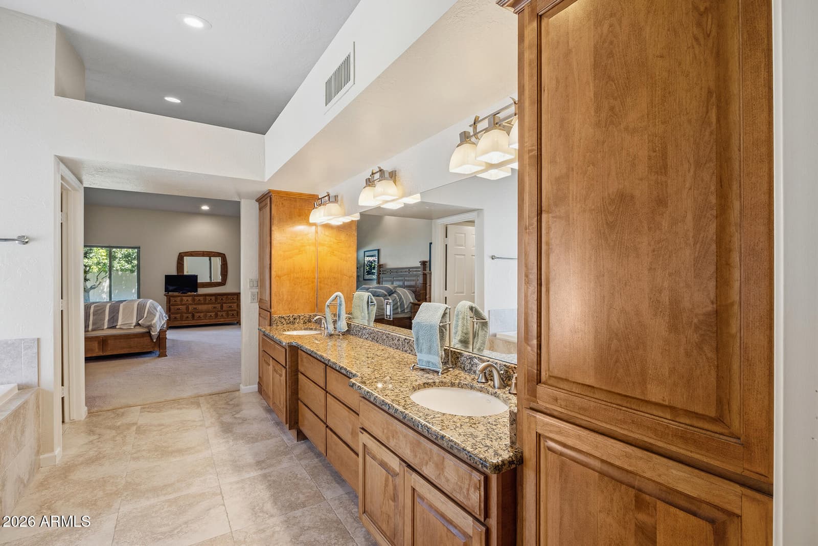 9886 E CINNABAR Avenue, Scottsdale, AZ 85258 — photo 27 of 49