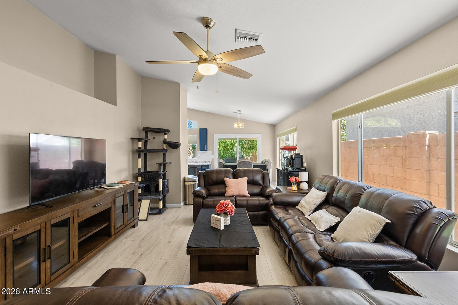 5018 W WIKIEUP Lane, Glendale, AZ 85308 — photo 4 of 32