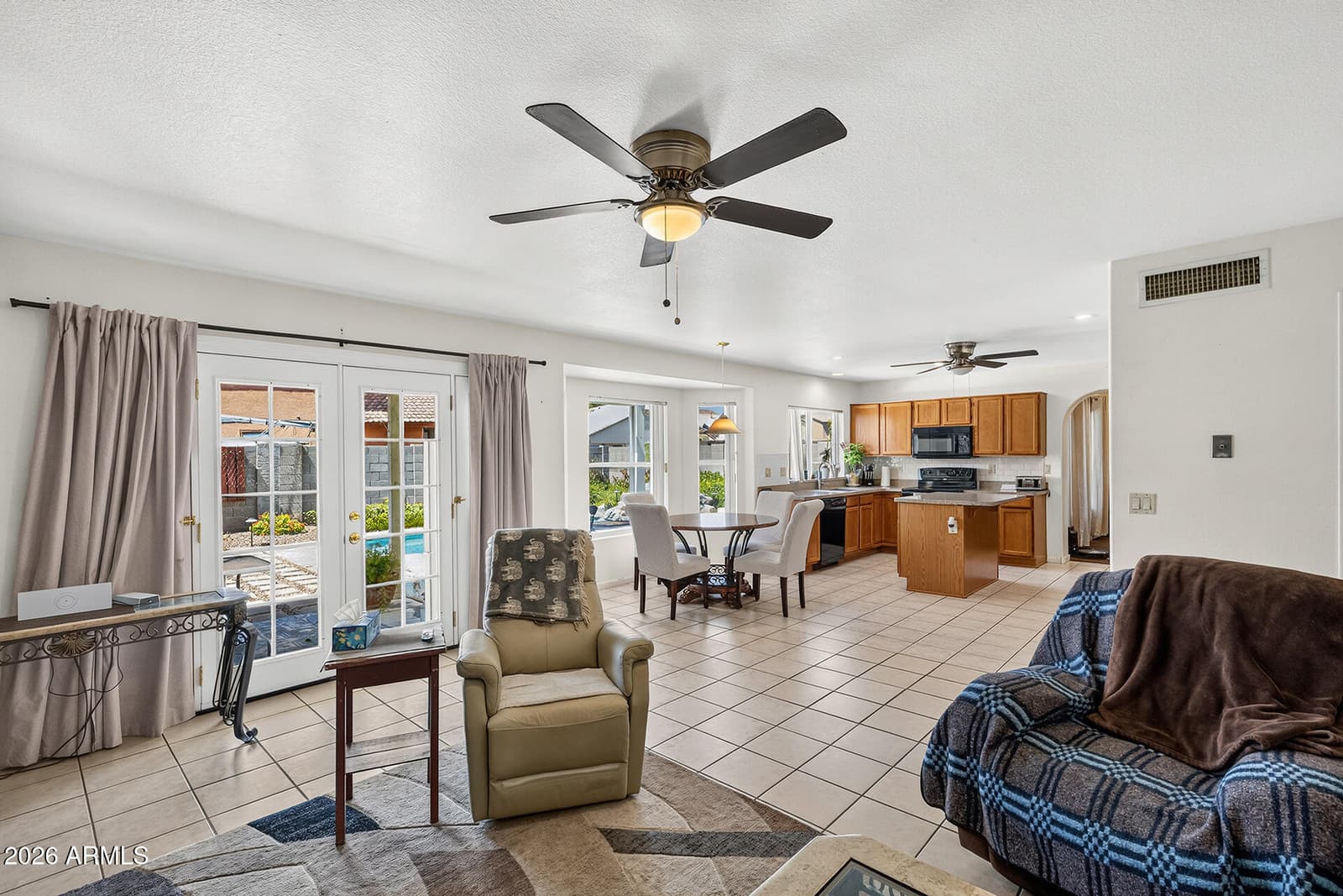 8764 W COLUMBINE Drive, Peoria, AZ 85381 — photo 10 of 42