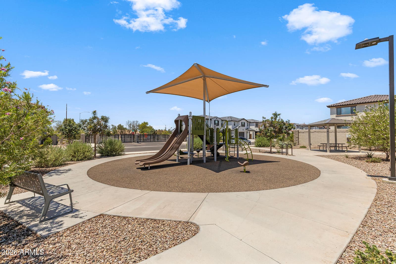 7435 N 74TH Avenue, Glendale, AZ 85303 — photo 11 of 61