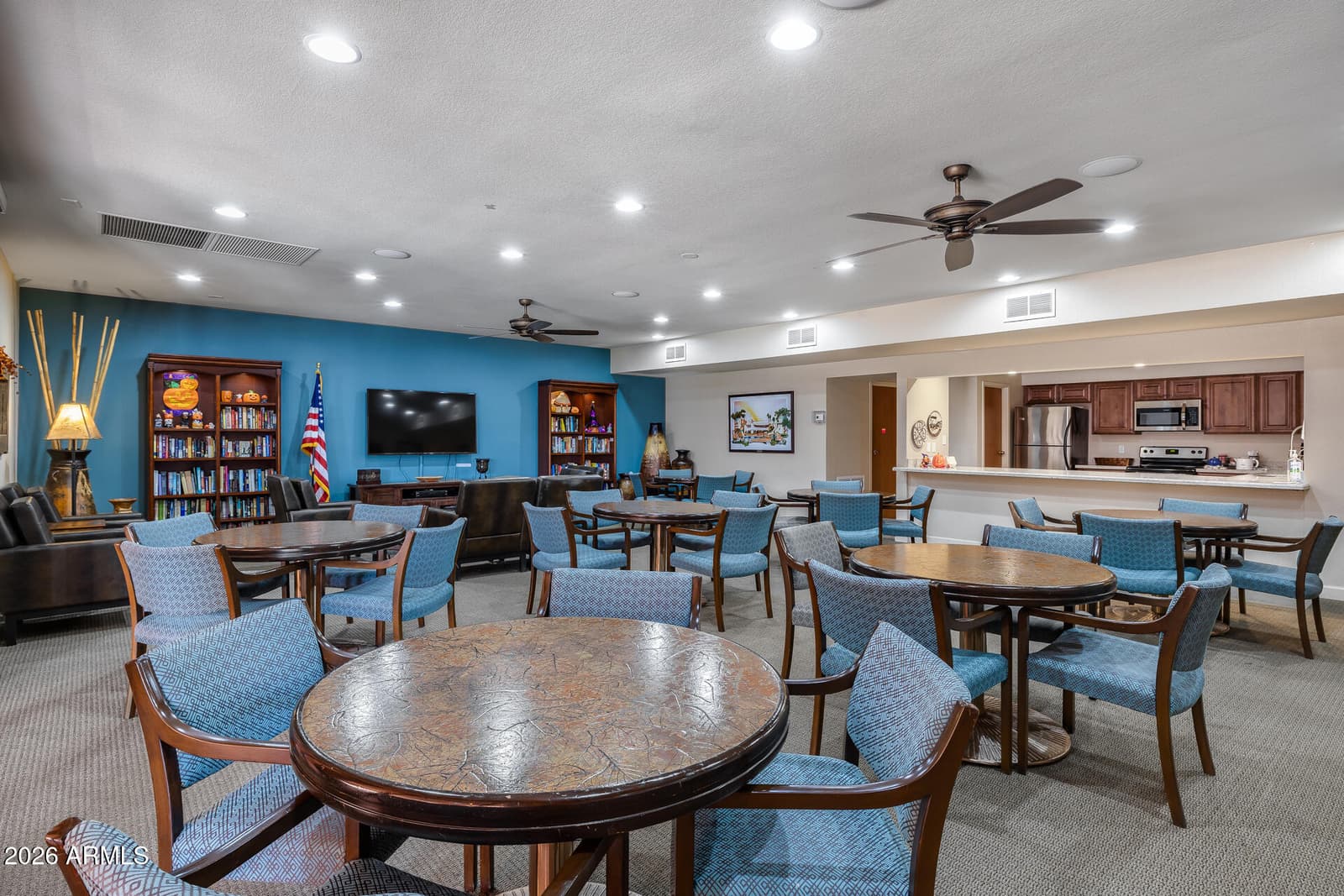 12212 N PARADISE VILLAGE Parkway S 206, Phoenix, AZ 85032 — photo 37 of 47
