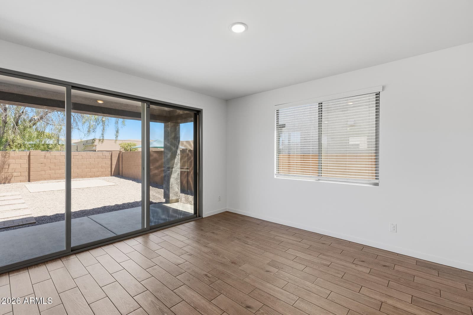 7435 N 74TH Avenue, Glendale, AZ 85303 — photo 29 of 61