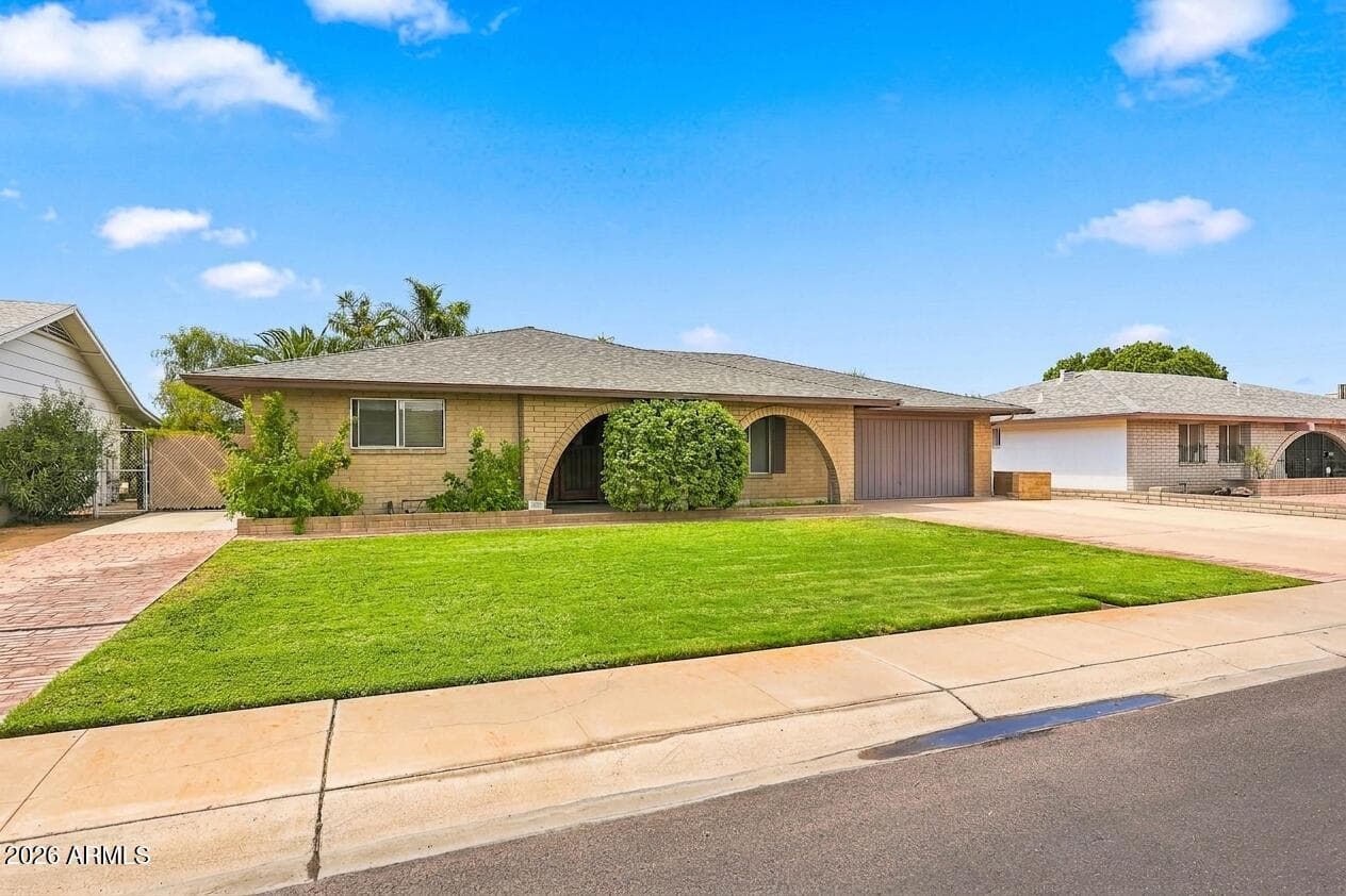 4231 W PURDUE Avenue, Phoenix, AZ 85051 — photo 1 of 37