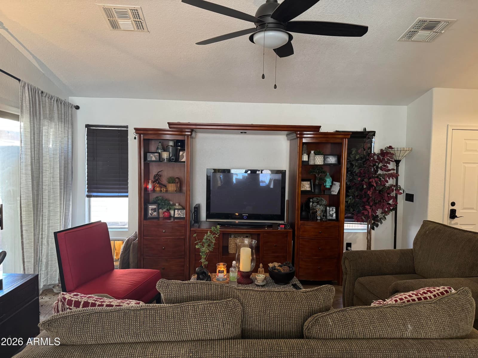 11348 W PINEHOLLOW Drive, Surprise, AZ 85378 — photo 3 of 15