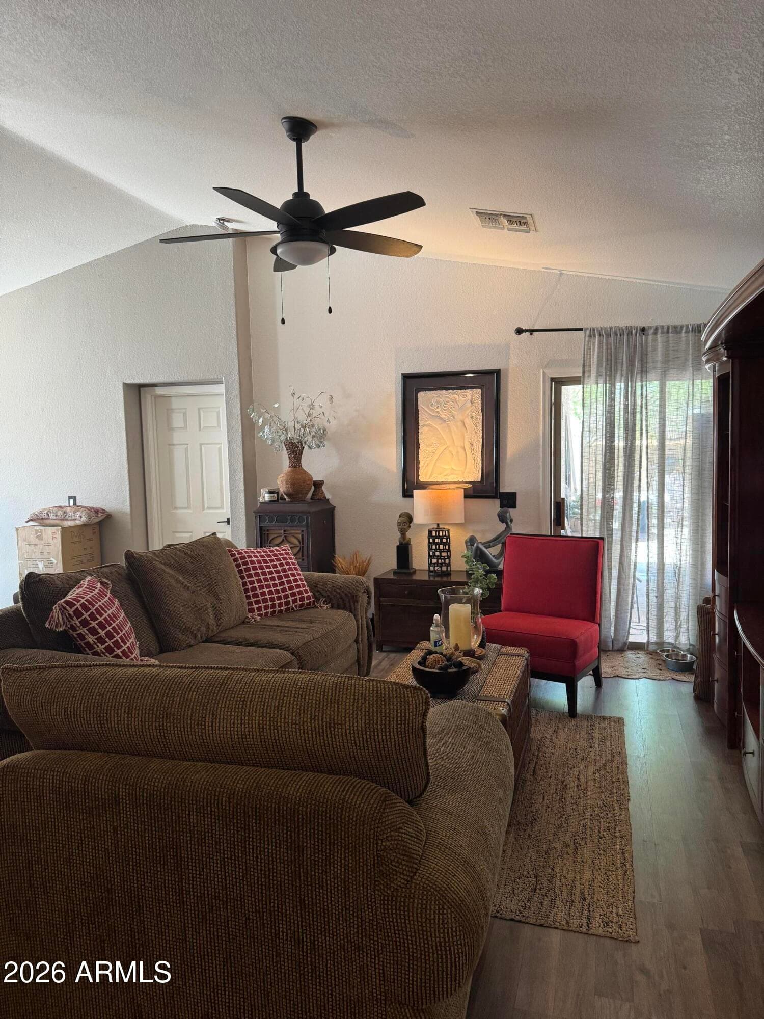 11348 W PINEHOLLOW Drive, Surprise, AZ 85378 — photo 5 of 15