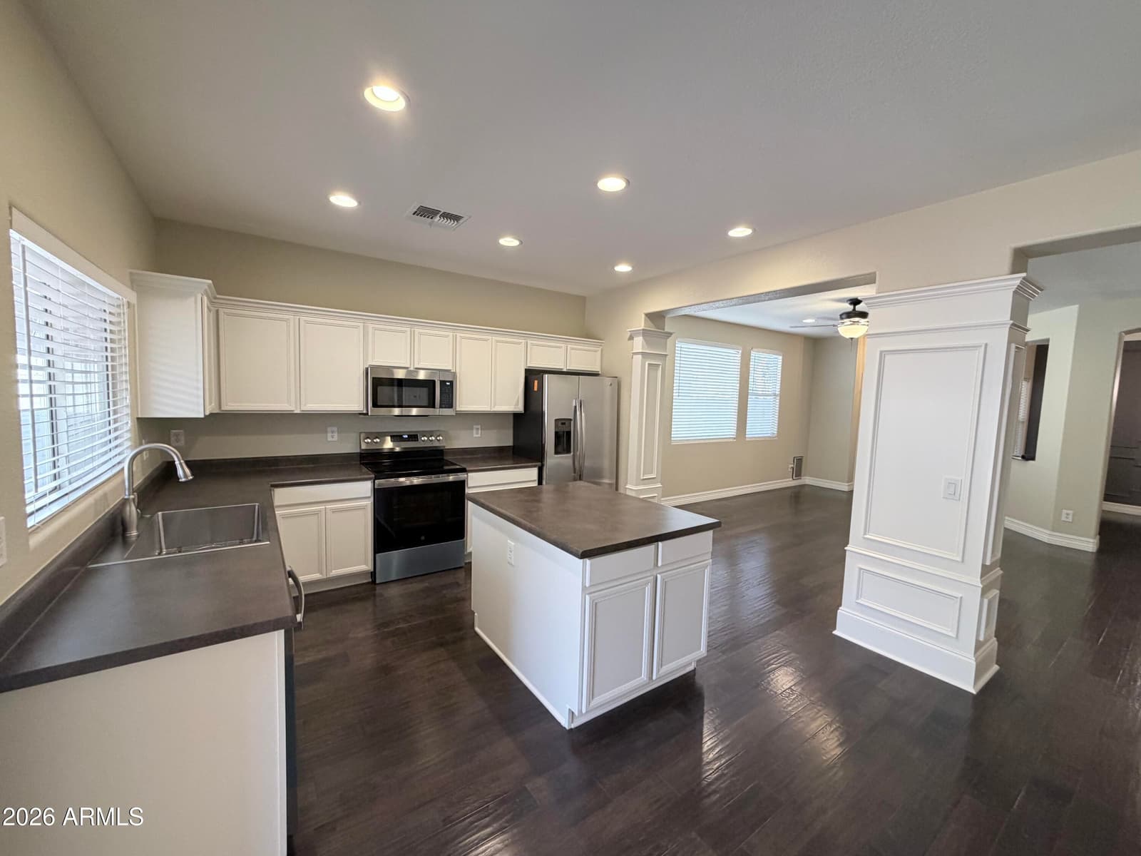 8360 W PONTIAC Drive, Peoria, AZ 85382 — photo 11 of 50