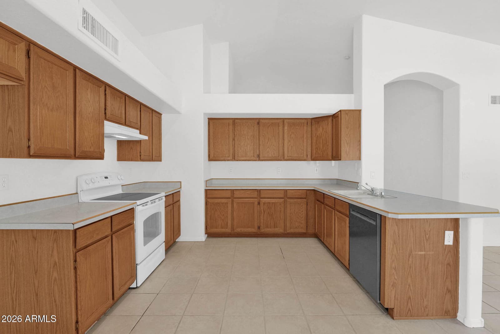 2633 S VINEYARD, Mesa, AZ 85210 — photo 13 of 28