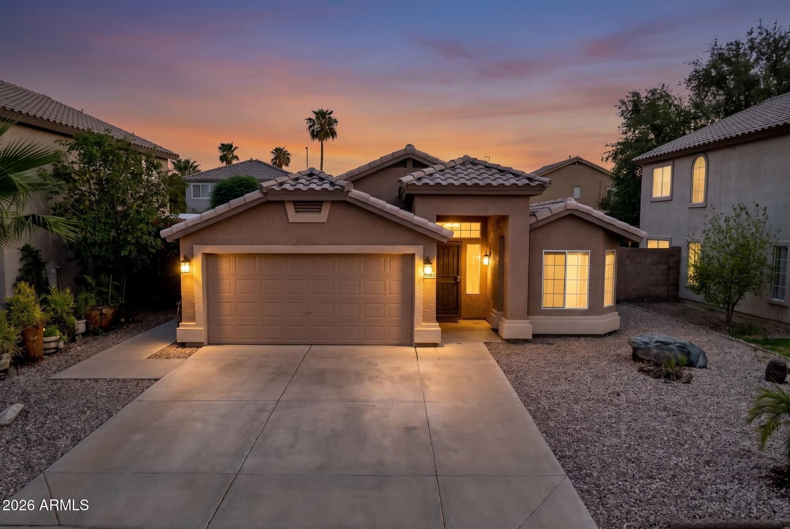 2553 E JASPER Drive, Gilbert, AZ 85296 — photo 1 of 46