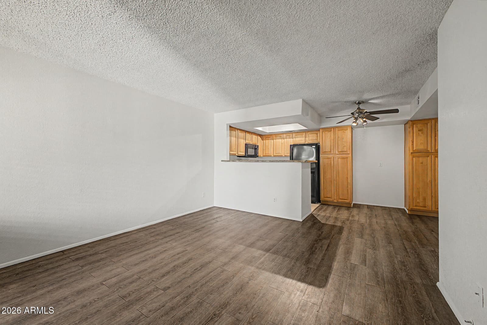 3535 W TIERRA BUENA Lane 274, Phoenix, AZ 85053 — photo 4 of 12