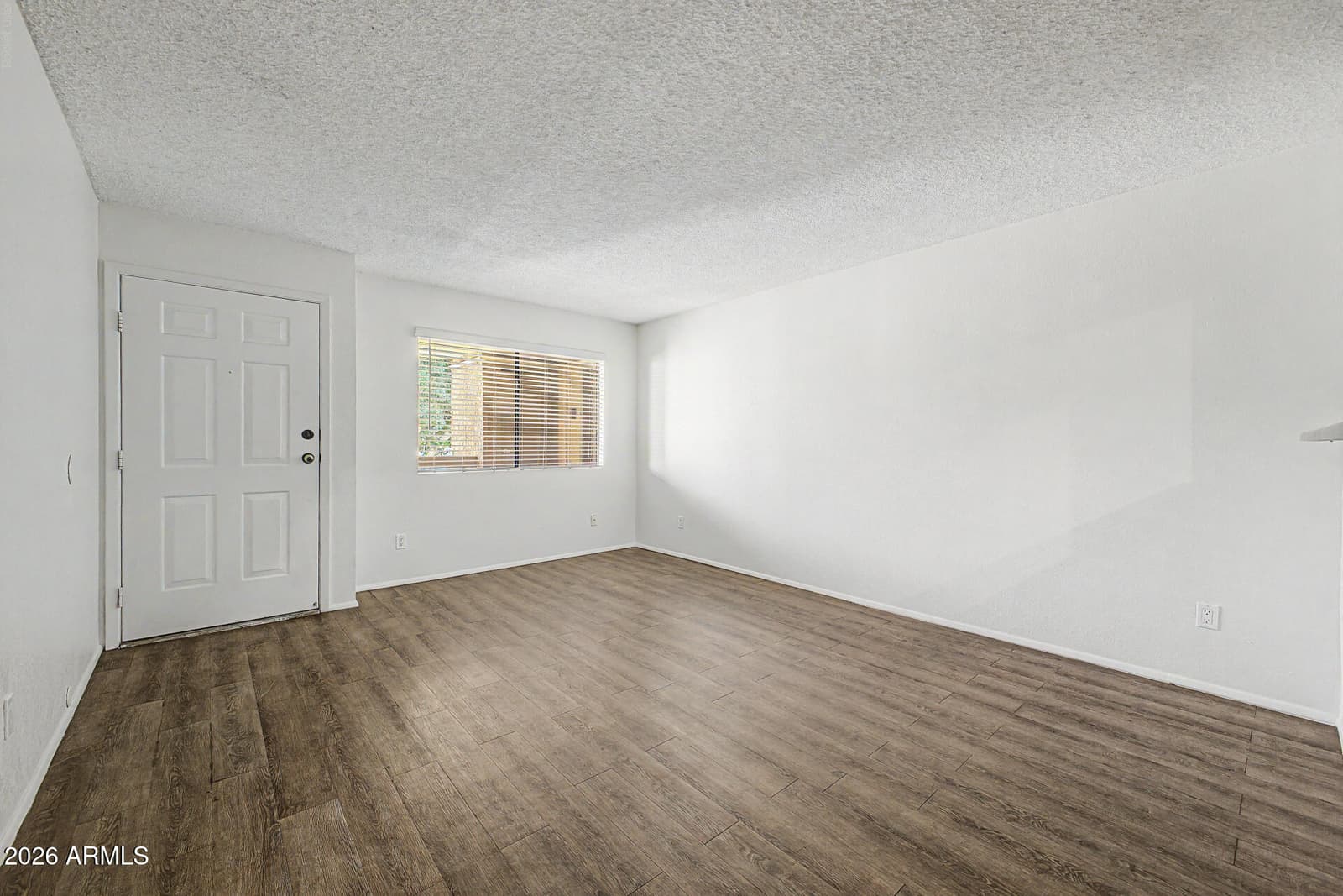 3535 W TIERRA BUENA Lane 274, Phoenix, AZ 85053 — photo 5 of 12