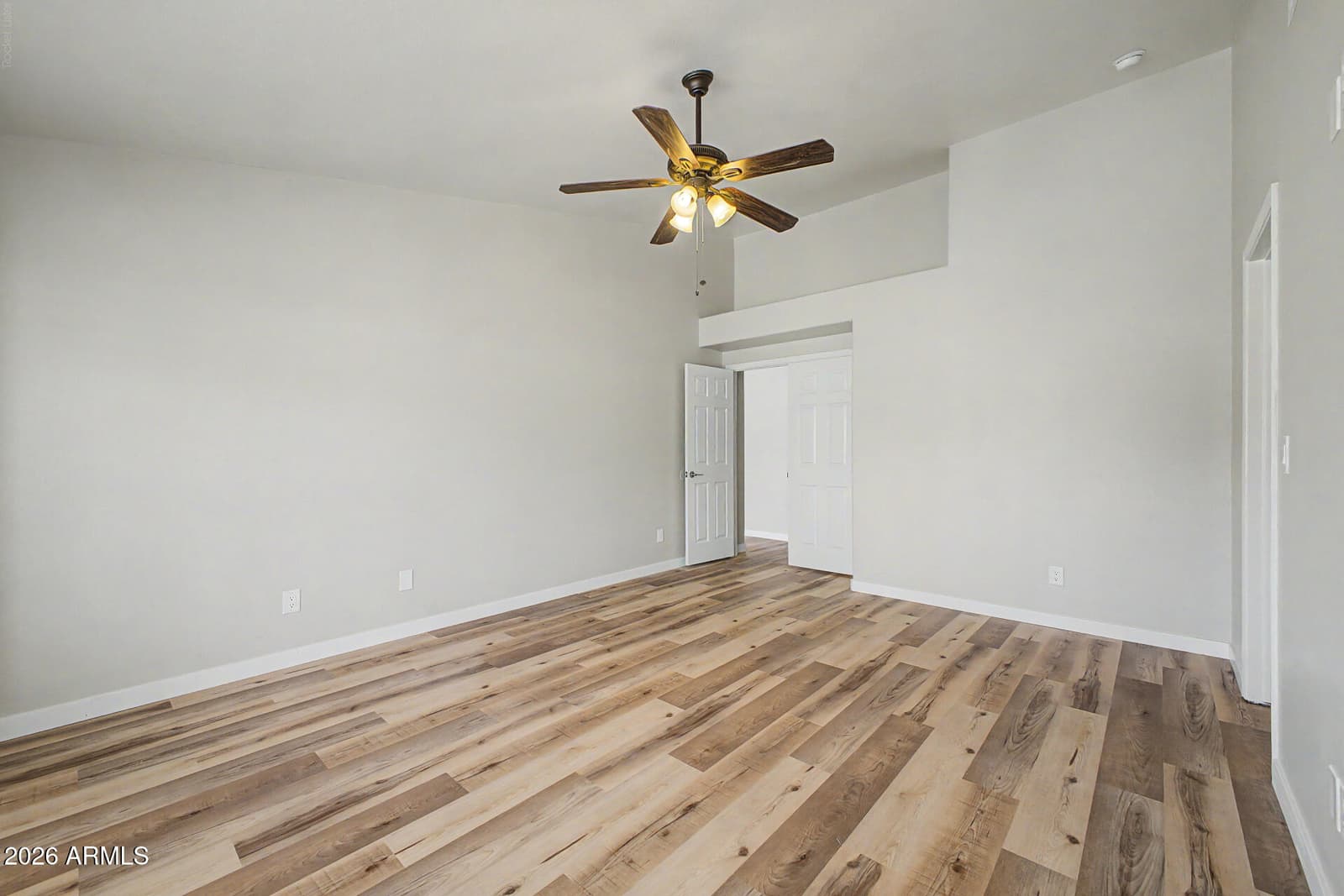 2434 E CATHEDRAL ROCK Drive, Phoenix, AZ 85048 — photo 17 of 32