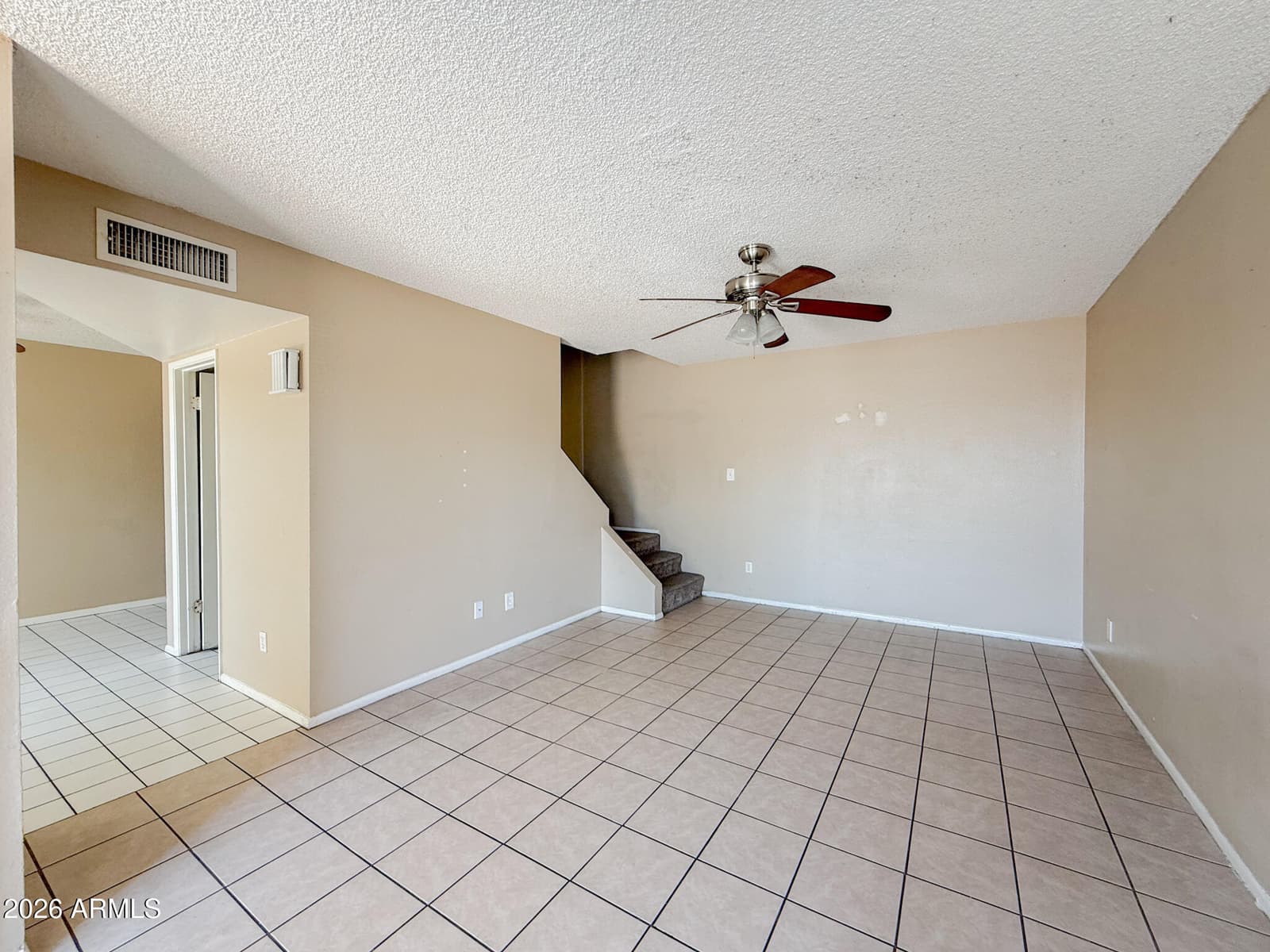 5172 W OLIVE Avenue, Glendale, AZ 85302 — photo 4 of 19
