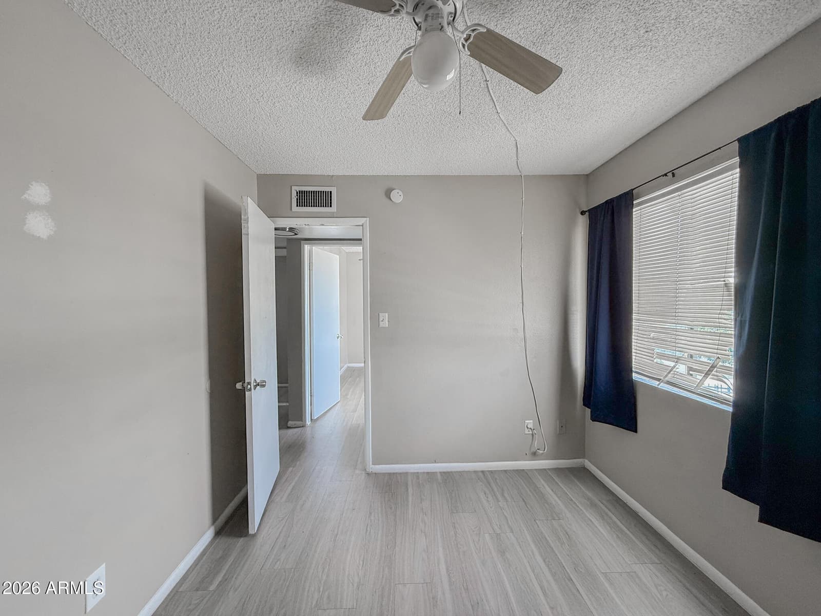 5172 W OLIVE Avenue, Glendale, AZ 85302 — photo 13 of 19