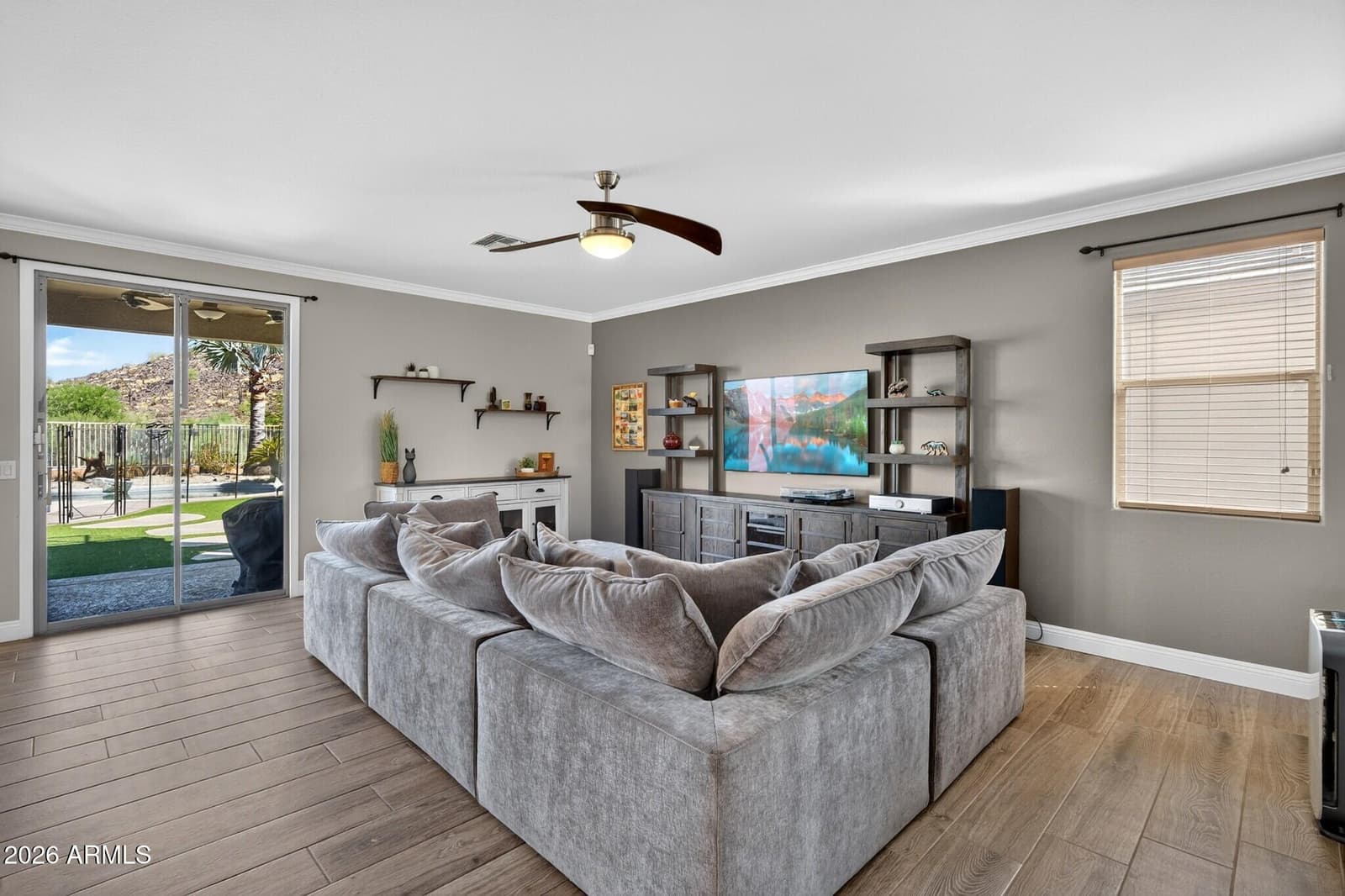 1832 E PARKSIDE Lane, Phoenix, AZ 85024 — photo 4 of 37