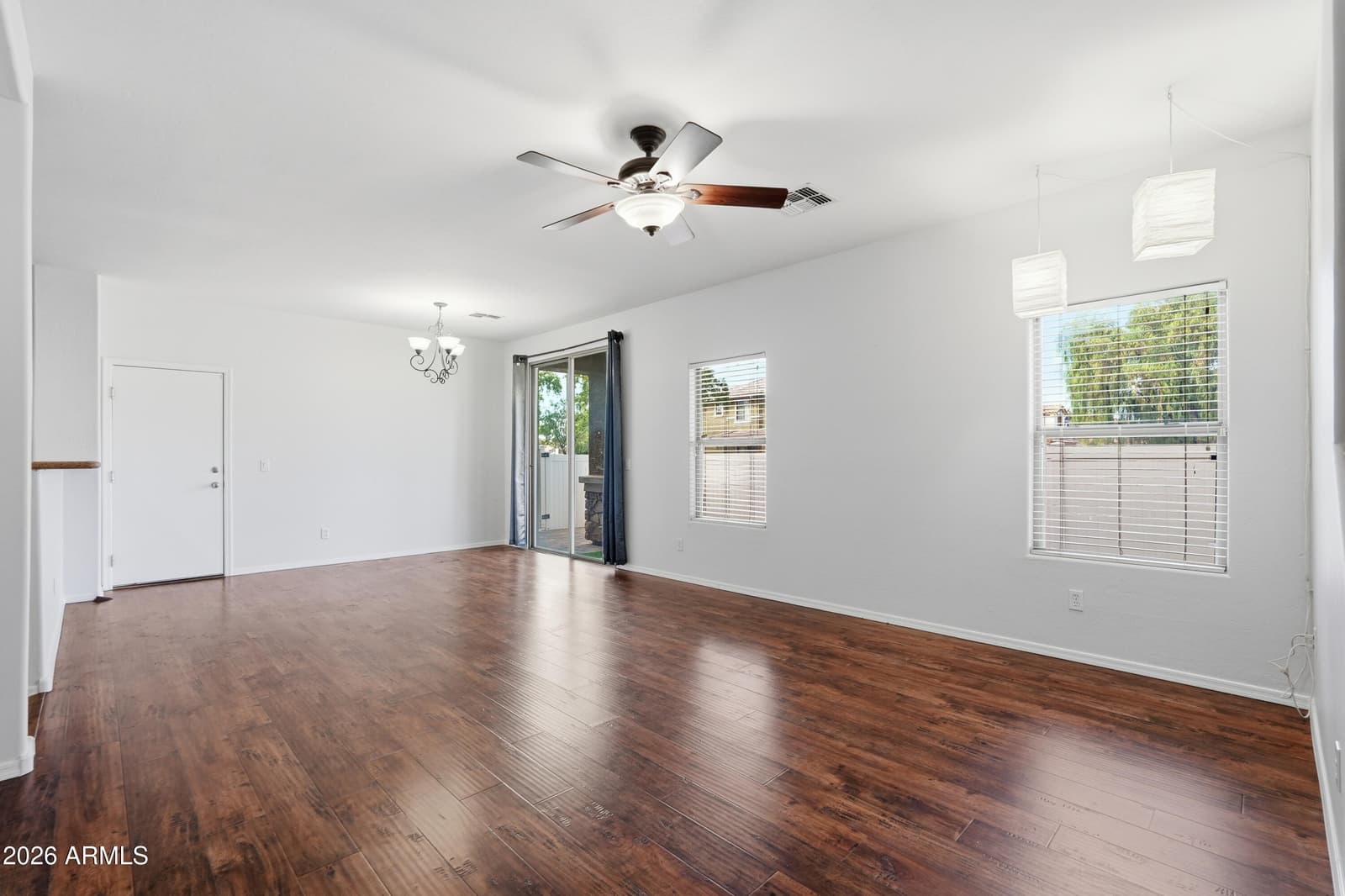 5856 E HOLMES Avenue, Mesa, AZ 85206 — photo 9 of 59
