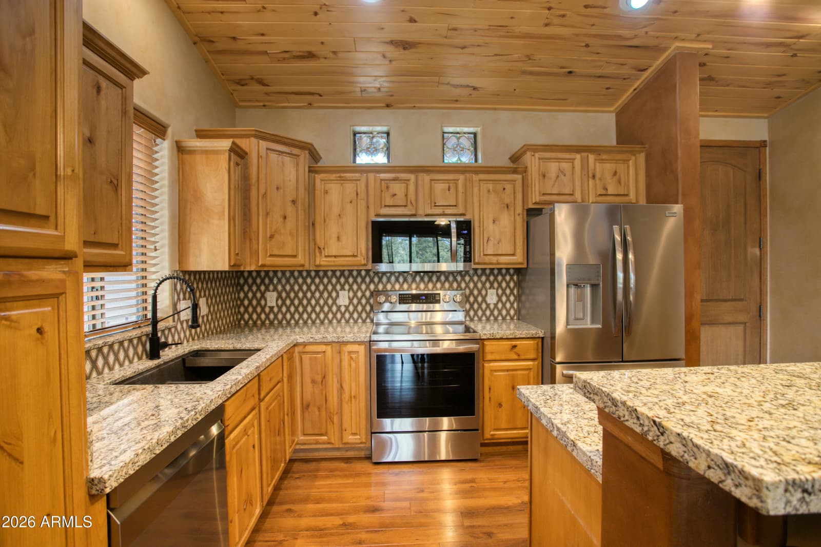 2970 W VILLA Loop, Show Low, AZ 85901 — photo 2 of 48