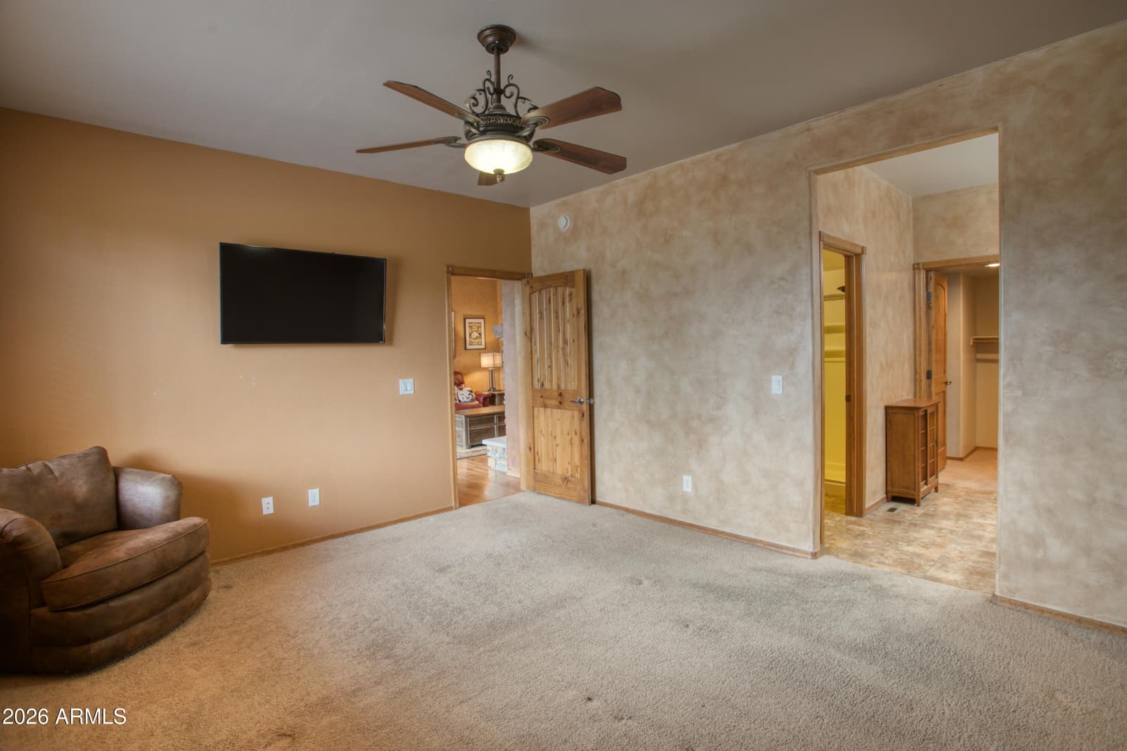 2970 W VILLA Loop, Show Low, AZ 85901 — photo 10 of 48