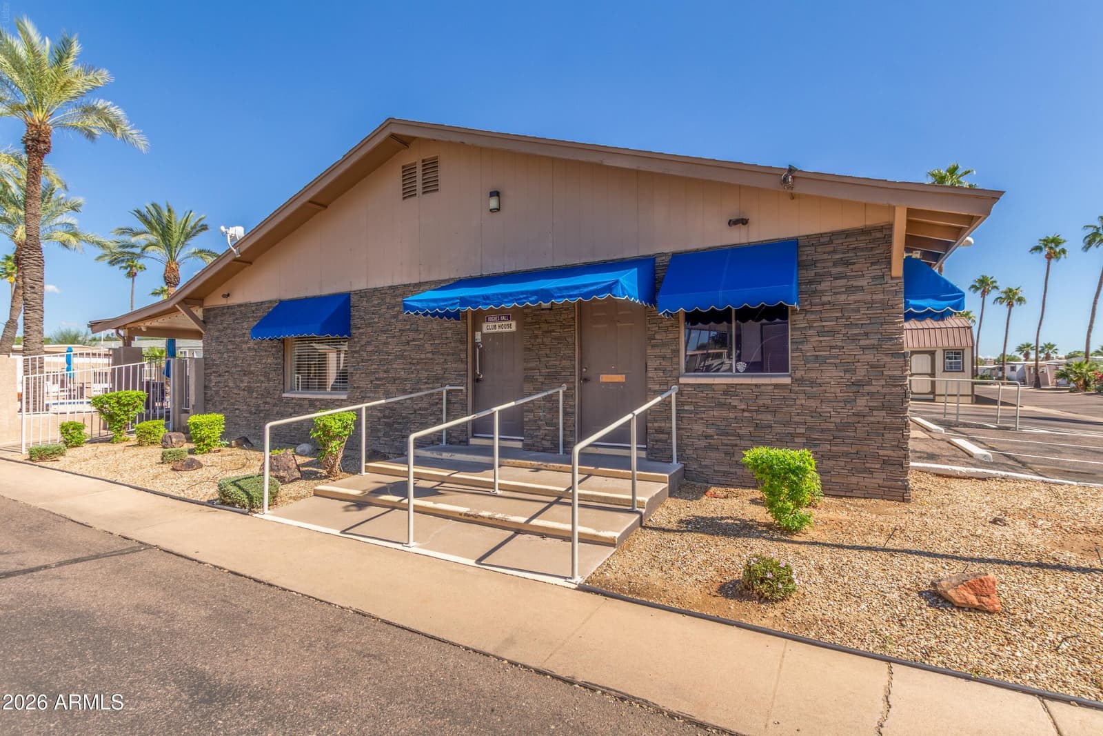 16225 N CAVE CREEK Road 140, Phoenix, AZ 85032 — photo 26 of 33