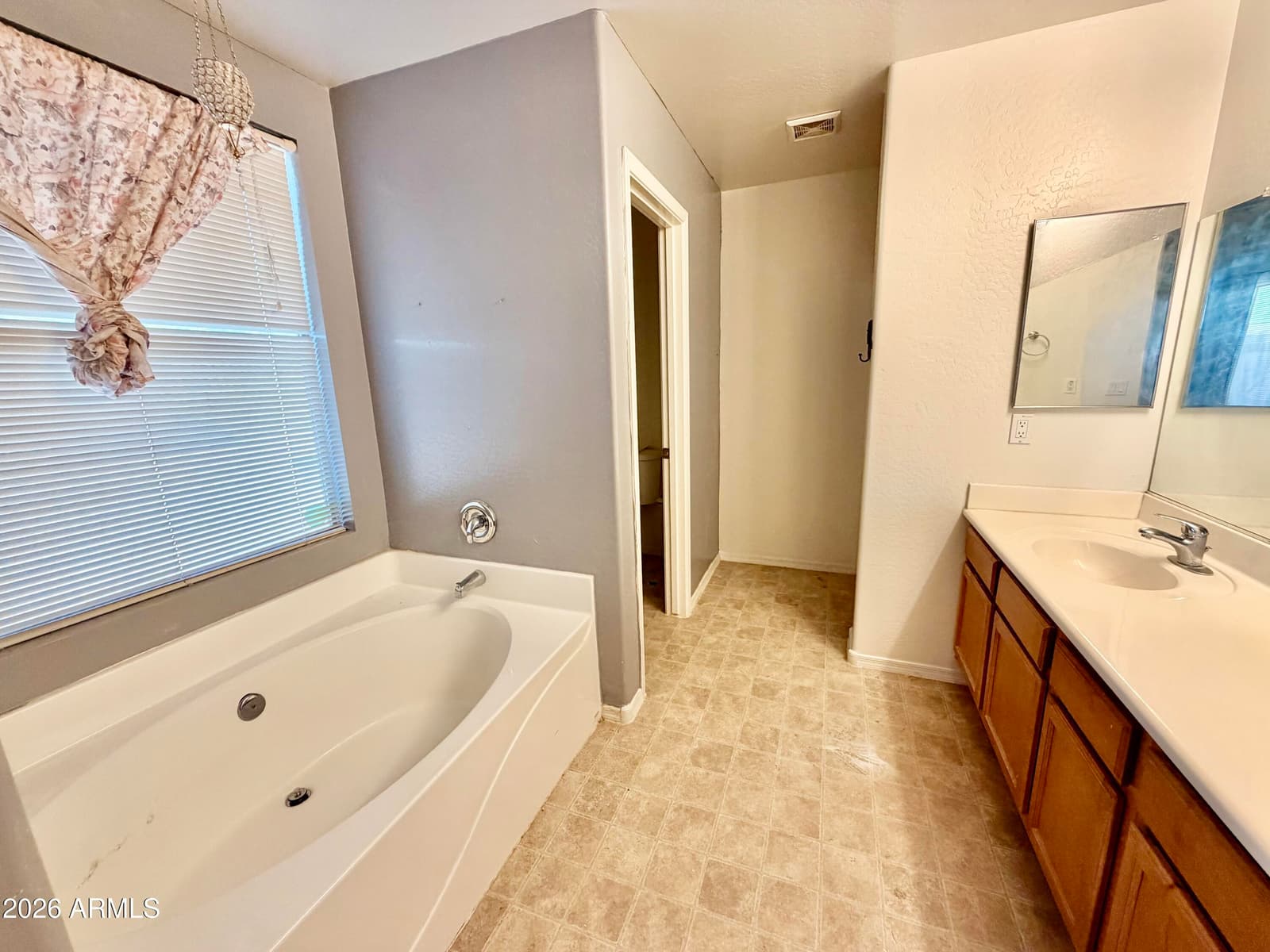 1880 E KACHINA Drive, Casa Grande, AZ 85122 — photo 12 of 19