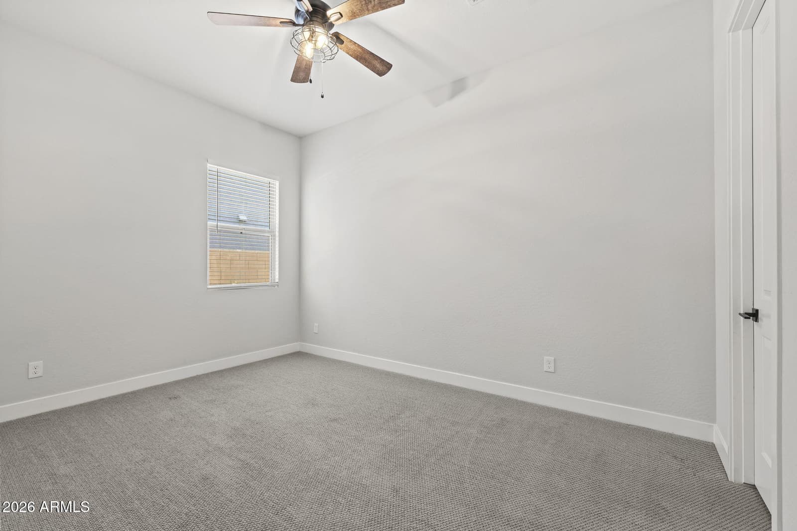 10339 E TOPAZ Avenue, Mesa, AZ 85212 — photo 8 of 39