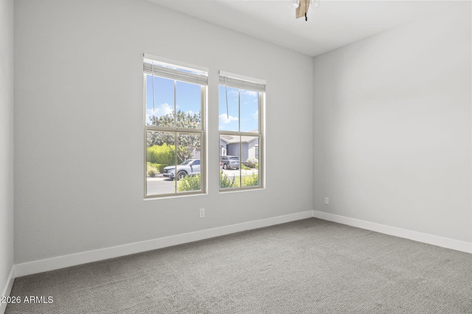 10339 E TOPAZ Avenue, Mesa, AZ 85212 — photo 9 of 39