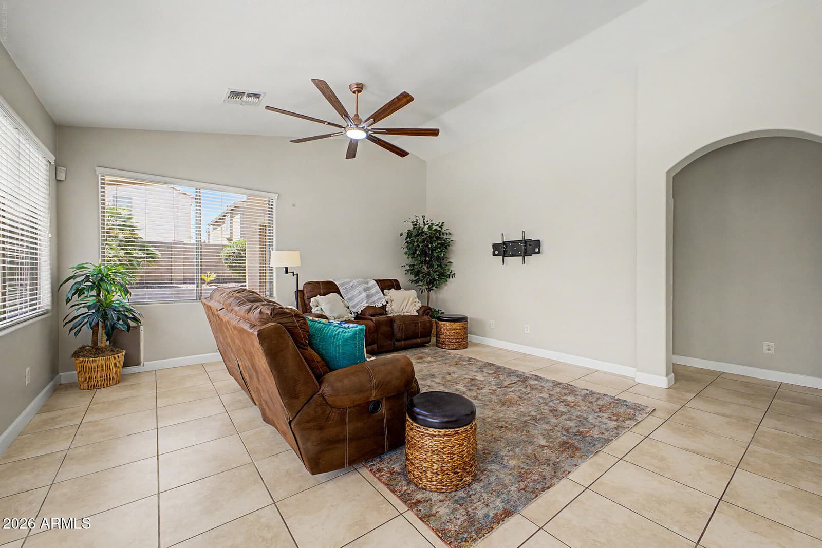 41949 W ANNE Lane, Maricopa, AZ 85138 — photo 9 of 34