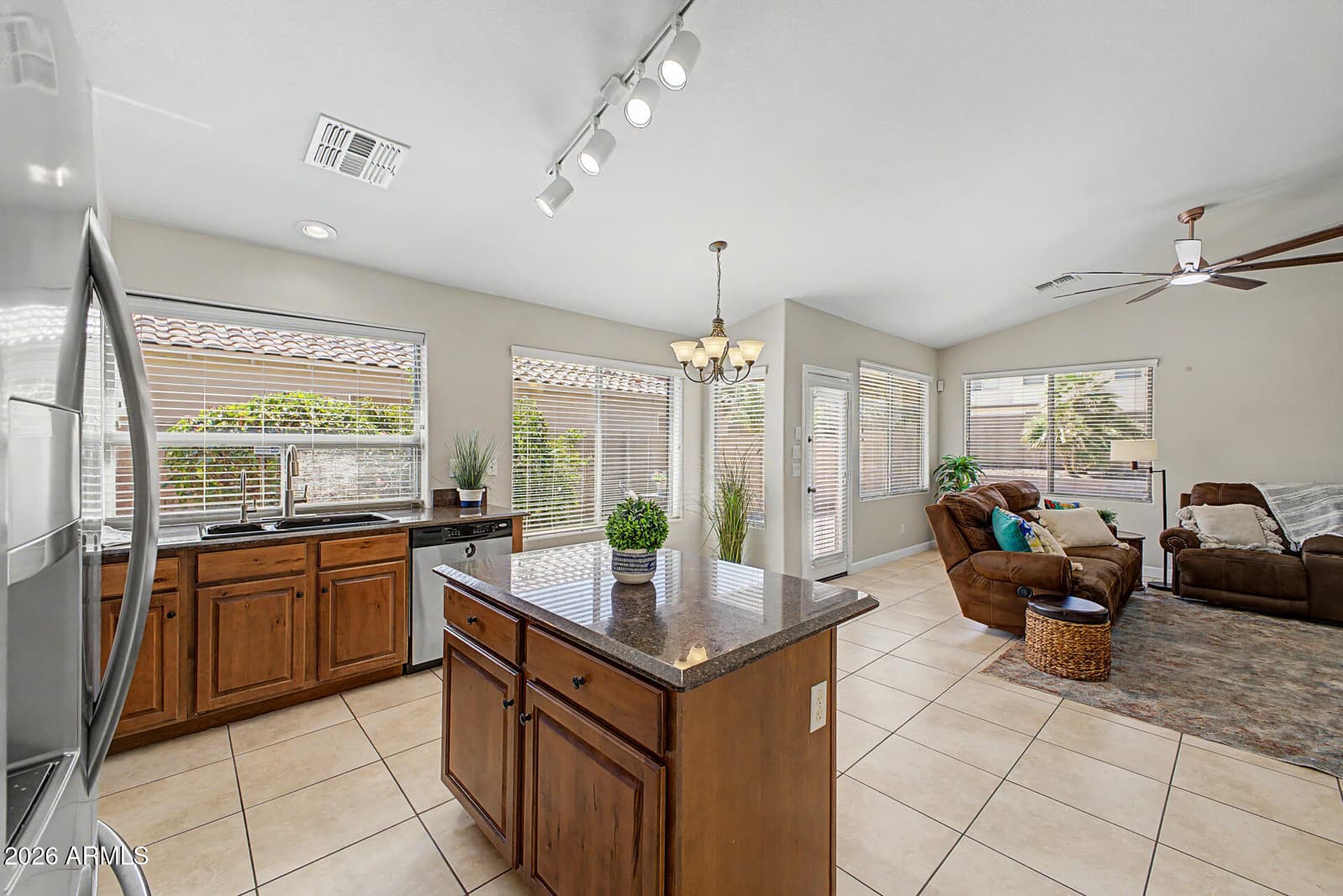 41949 W ANNE Lane, Maricopa, AZ 85138 — photo 13 of 34