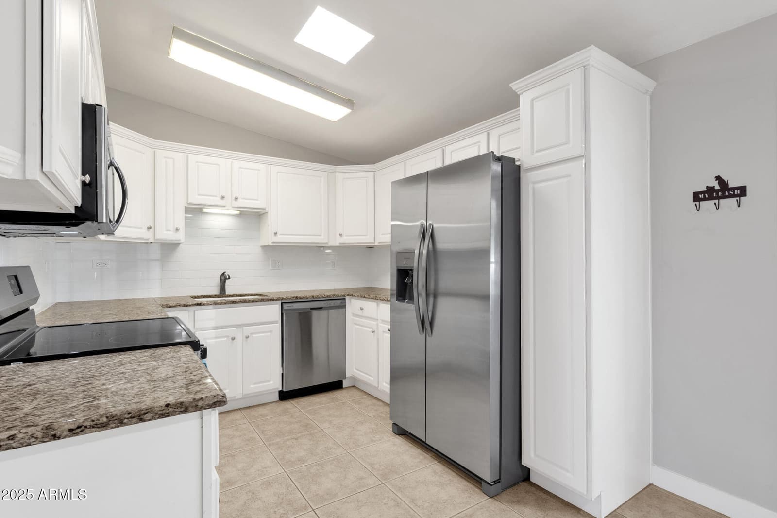 345 W MONTECITO Avenue, Phoenix, AZ 85013 — photo 16 of 39